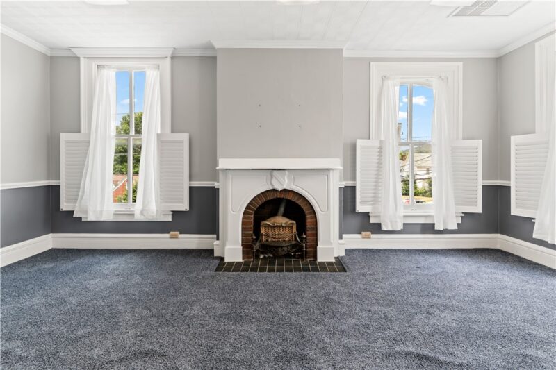 128 N Washington Street — photo 7