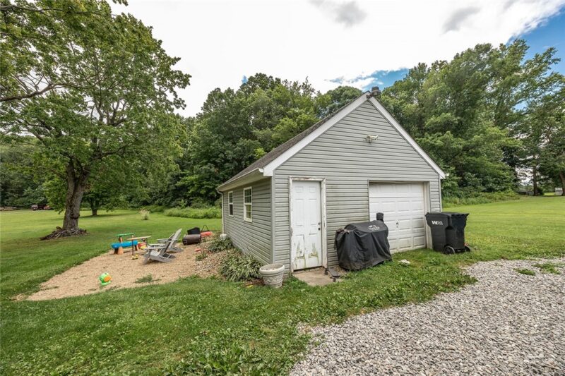 2739 Leesburg Volant Rd — photo 5