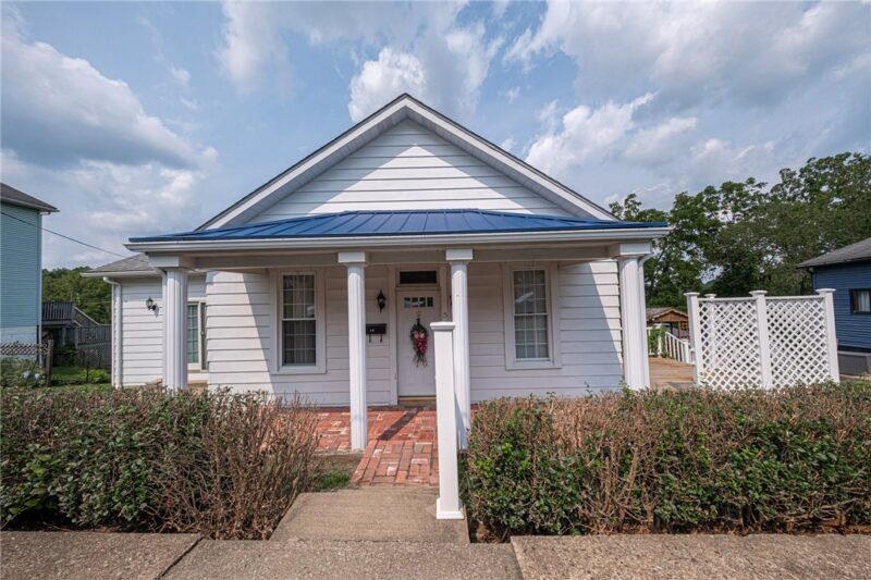 15 Florence Ave — photo 2