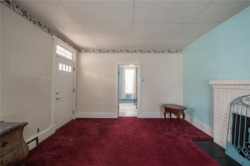 15 Florence Ave — photo 4