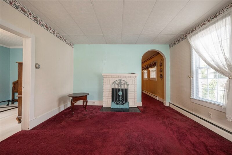 15 Florence Ave — photo 6