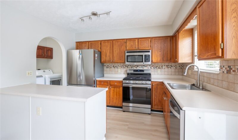 1421 Sandstone Dr — photo 7
