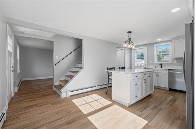 629 Grandview Ave — photo 5