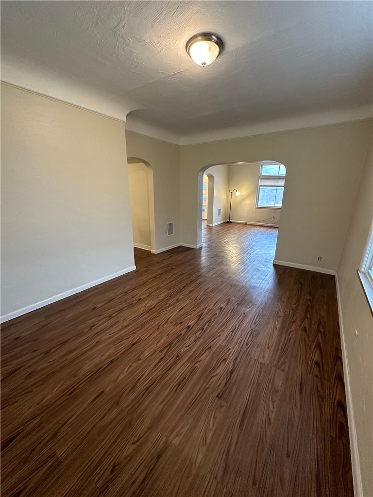 212 Fairview Ave — photo 7