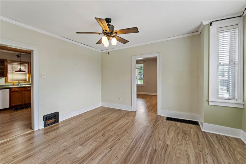 110 Barnes Rd — photo 8