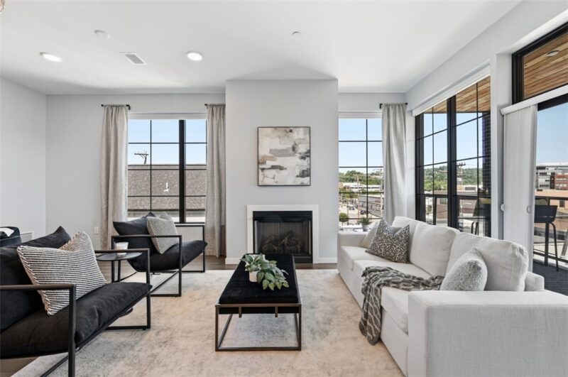 2635 Penn Avenue Unit 317 — photo 8