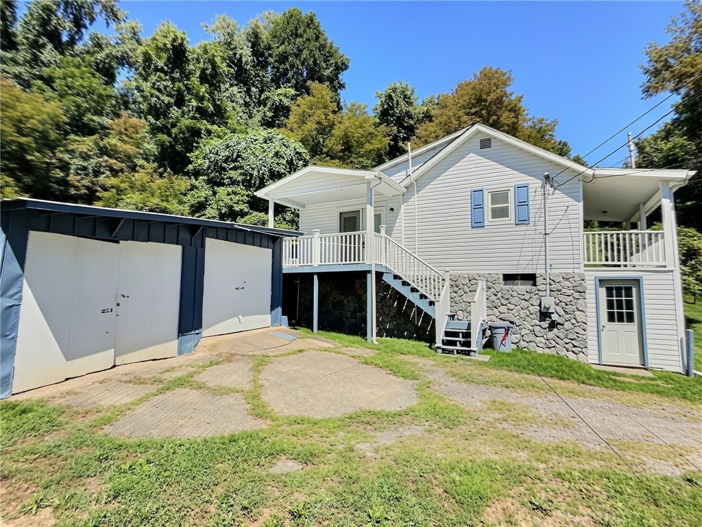 115 Blanche Rd — photo 1