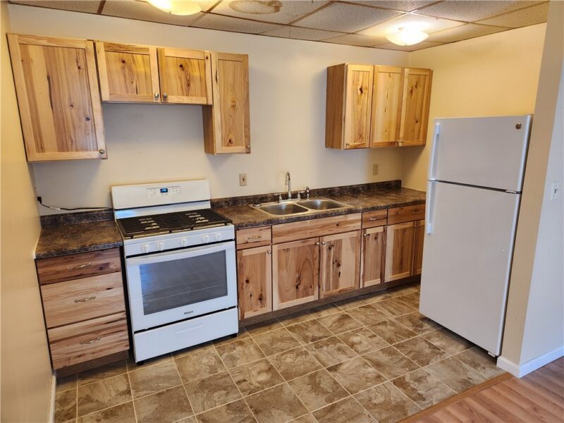 410 S Monroe St — photo 3