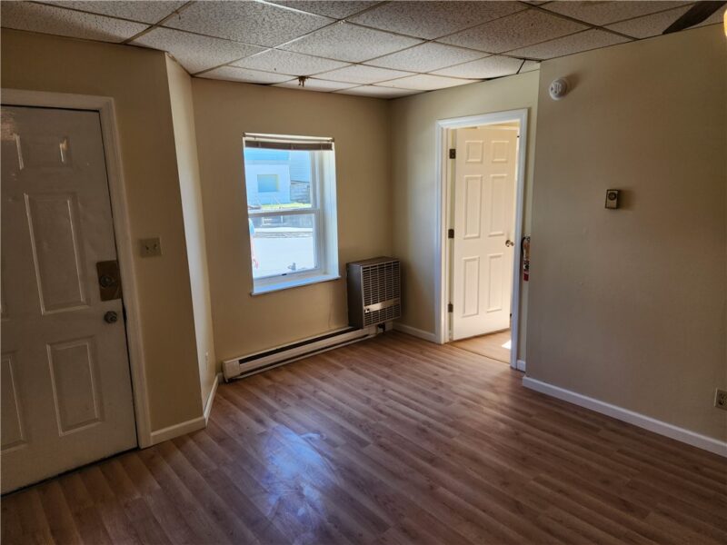 410 S Monroe St — photo 5