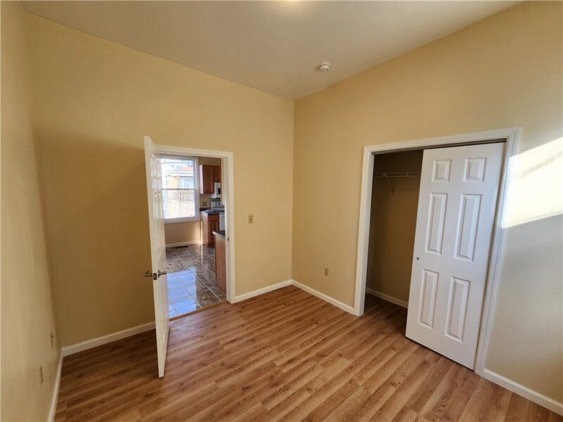 1945 Leishman Ave — photo 3