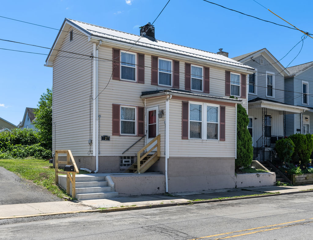 527 Reno STREET — photo 1