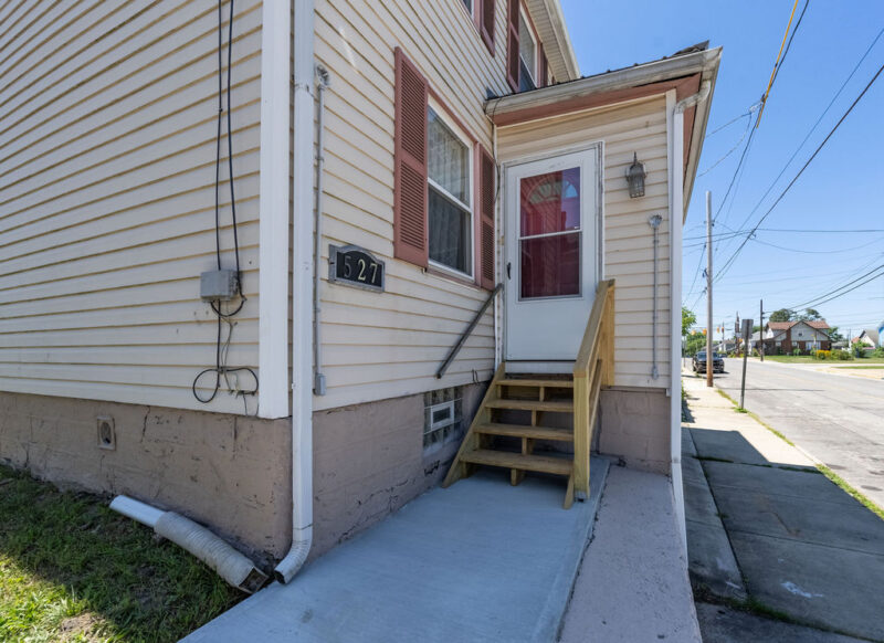 527 Reno STREET — photo 7