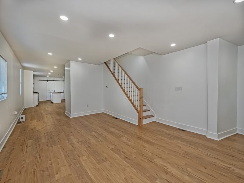 4840 Sullivan St — photo 4