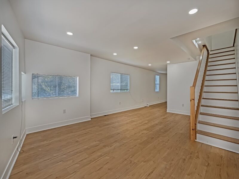4840 Sullivan St — photo 5