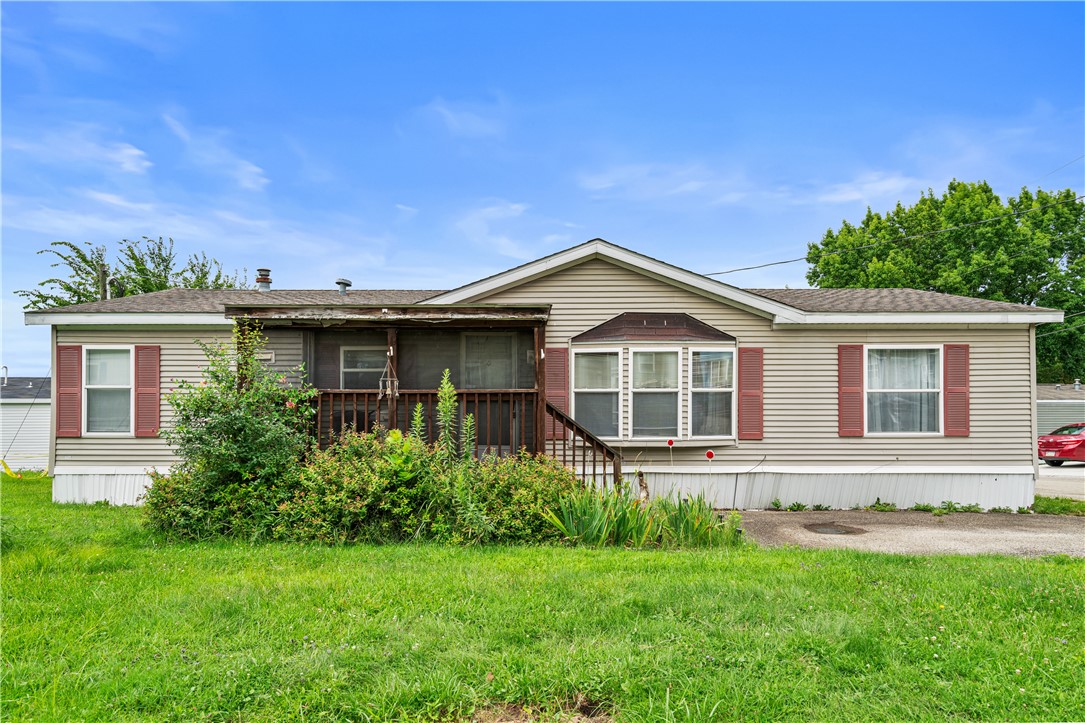 736 Regent Dr — photo 1