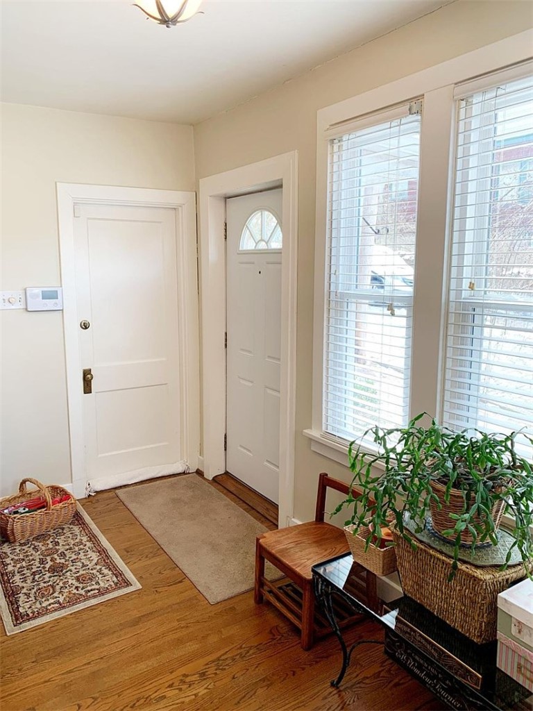 1367 Cordova Rd — photo 8