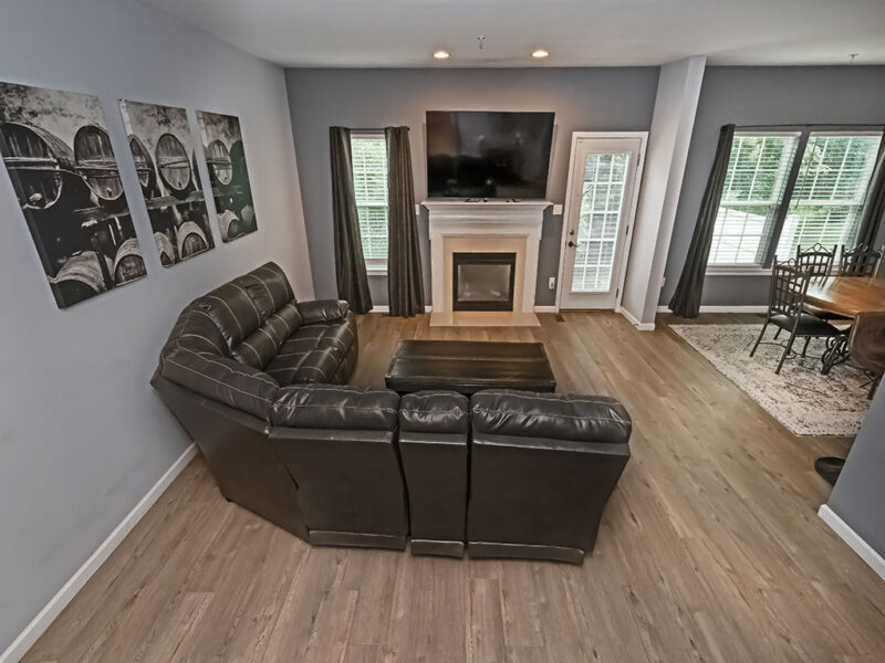 195 Broadstone DRIVE — photo 3