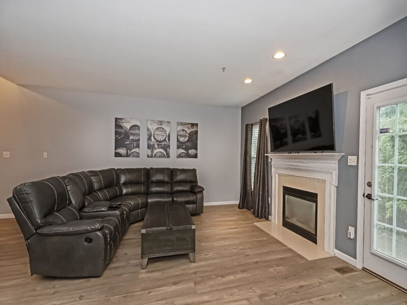 195 Broadstone DRIVE — photo 4