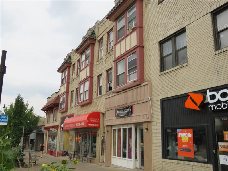 756 Brookline Blvd — photo 2