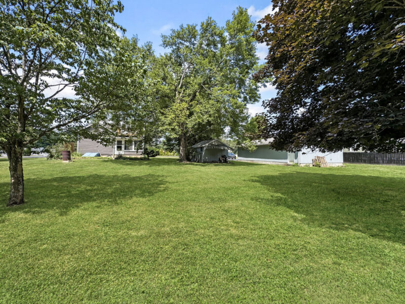 2876 Saranac DRIVE — photo 7