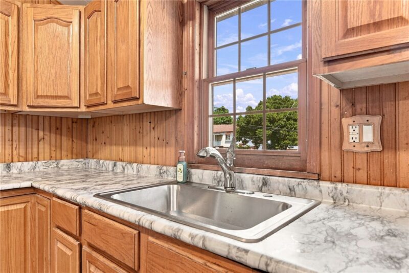 2118 Leo St. — photo 4
