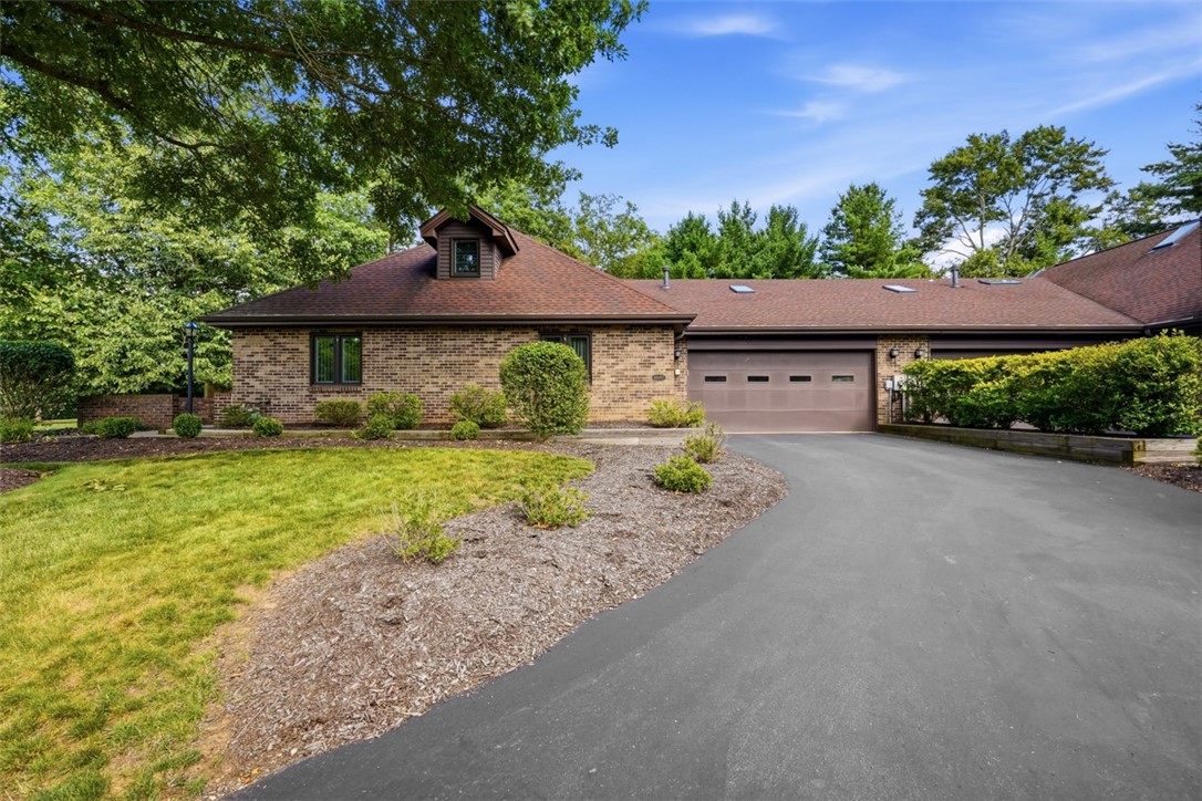 10097 Mansion Drive — photo 1