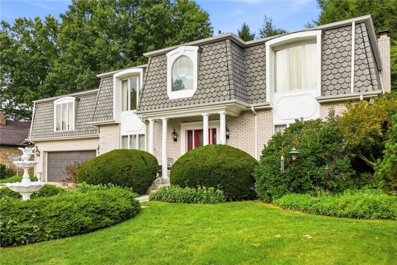 342 Stoneybrooke Dr — photo 2