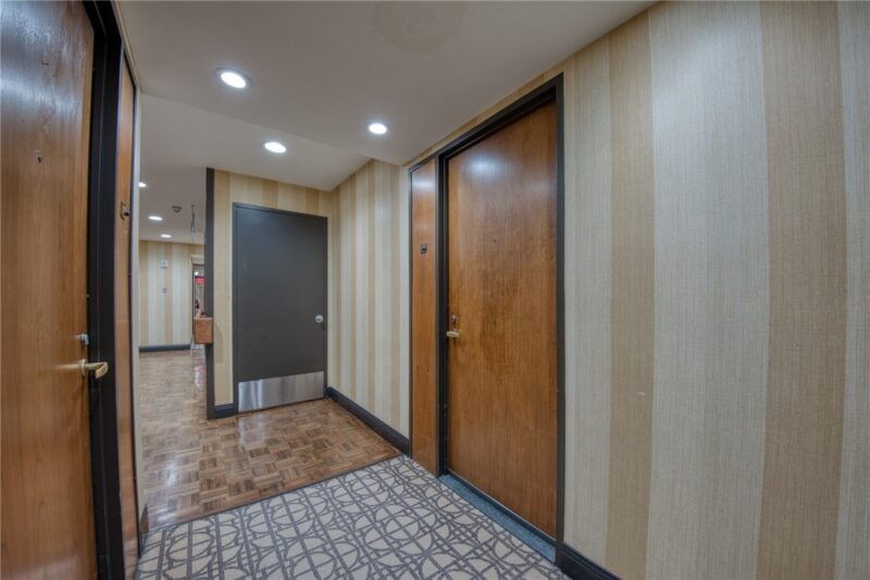 320 Fort Duquesne Blvd 16G — photo 6