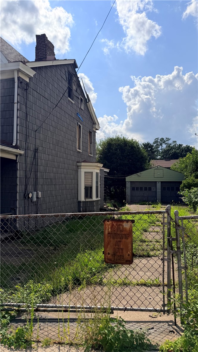 134 Rinne STREET — photo 3