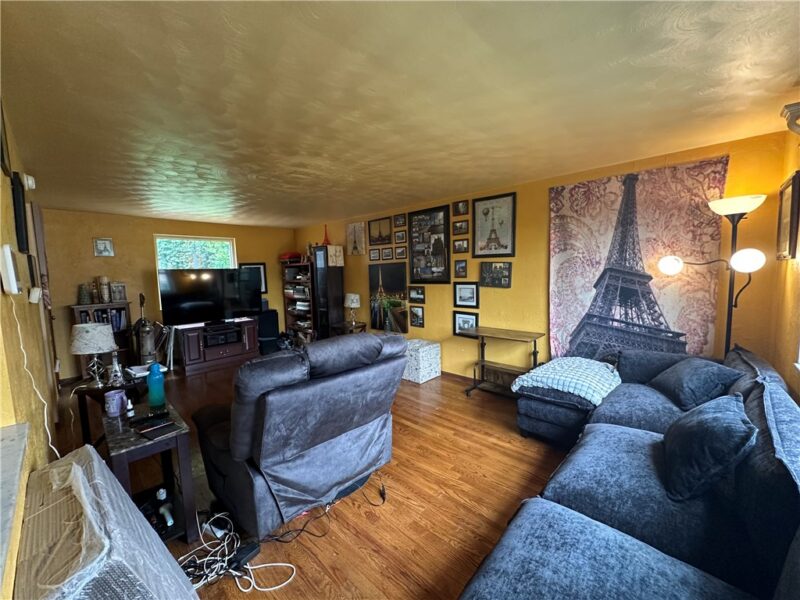 137 Macek Dr — photo 5