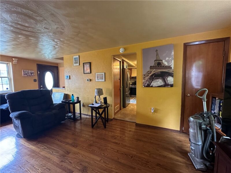 137 Macek Dr — photo 8