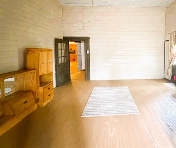 919 E Main St — photo 6