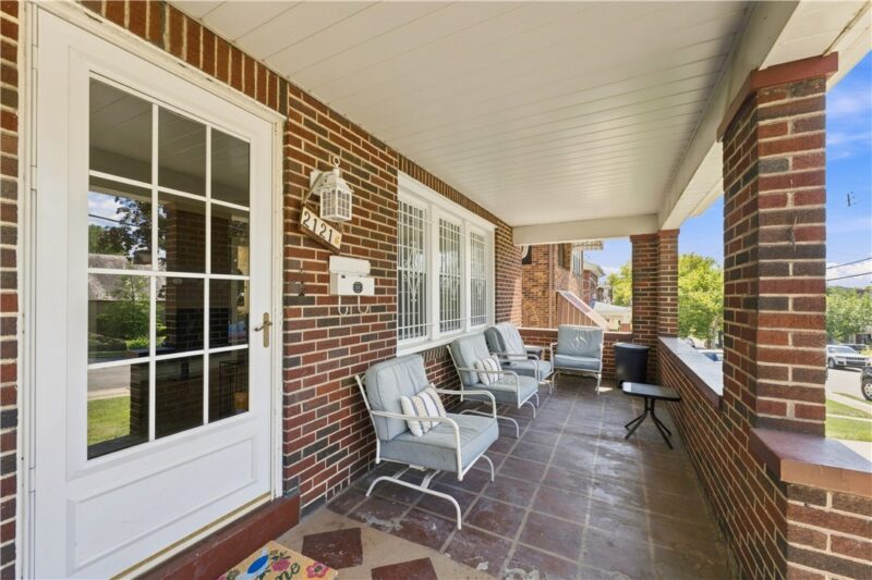 2121 Duquesne Ave — photo 4