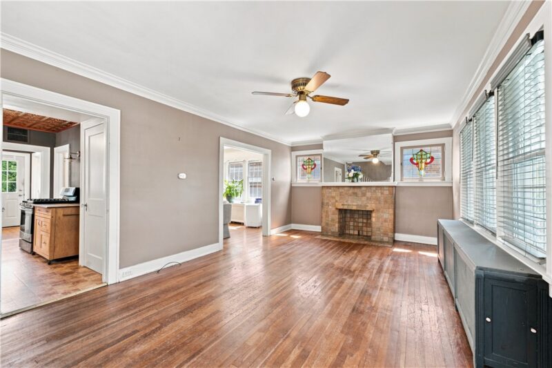 2121 Duquesne Ave — photo 5