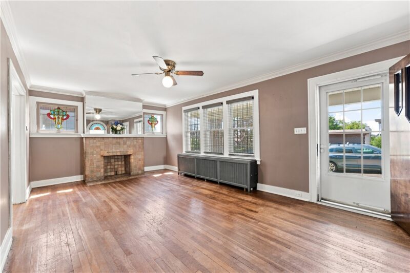 2121 Duquesne Ave — photo 6