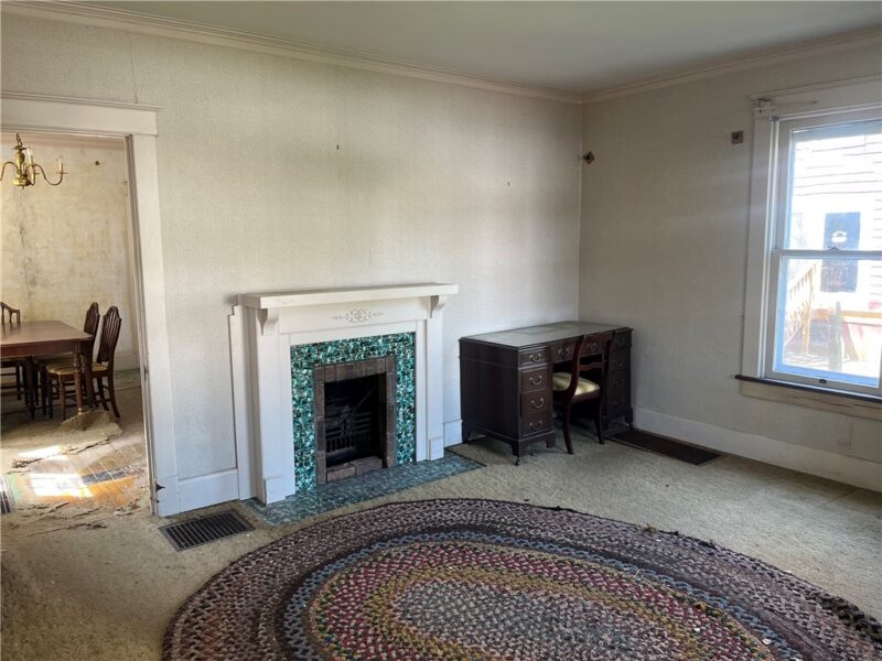 612 7th Ave — photo 3