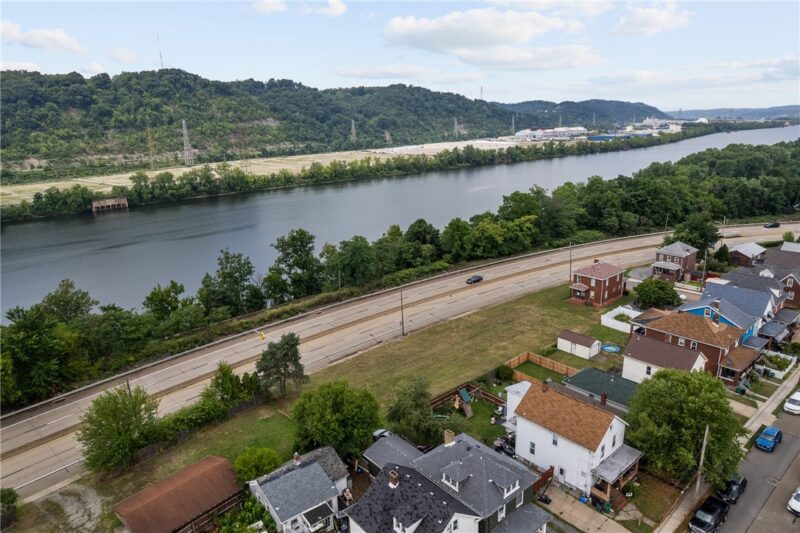 1652 Ohio River Blvd — photo 4