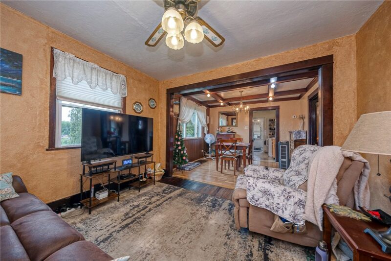 425 California Avenue — photo 4