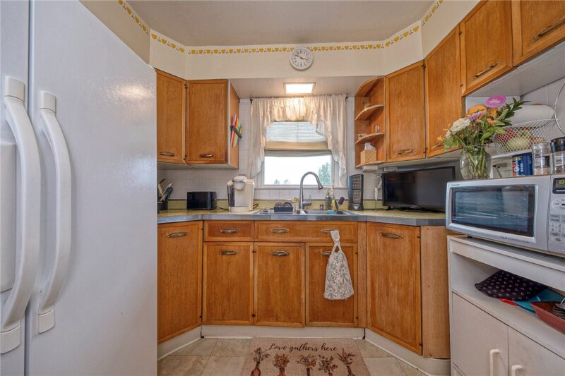425 California Avenue — photo 7