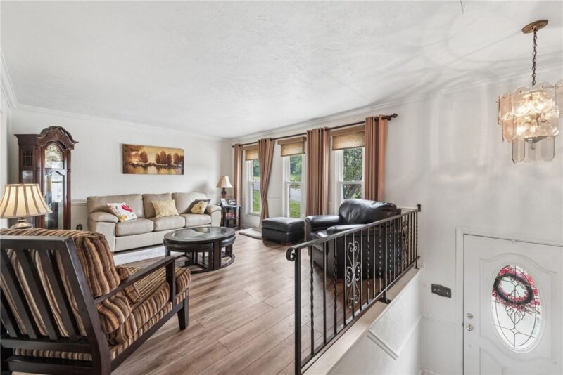 1148 Harvard Rd — photo 4