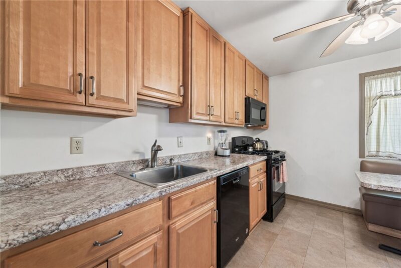 1148 Harvard Rd — photo 8