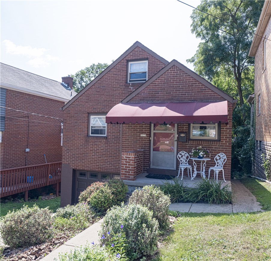 3275 Waltham Ave — photo 1