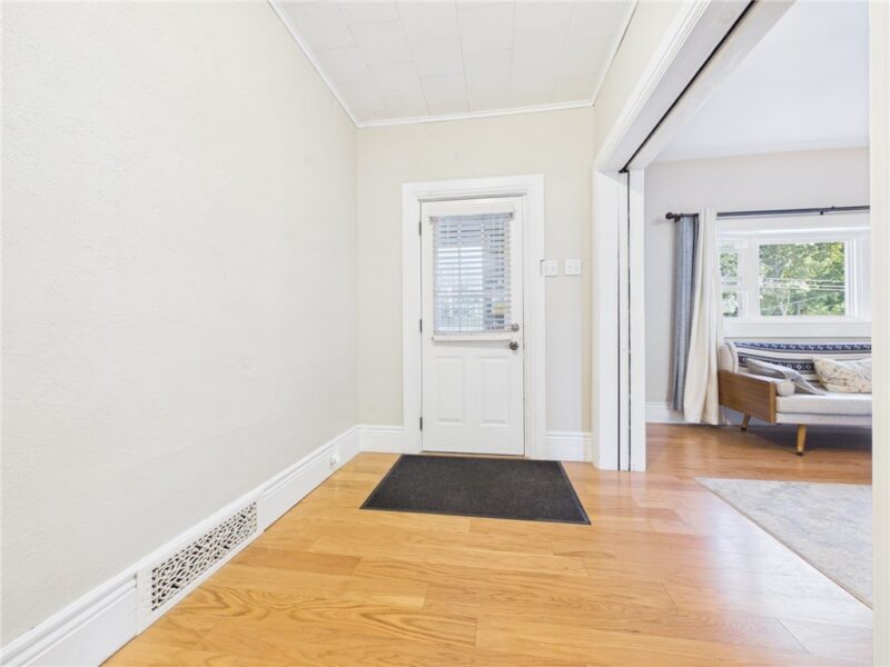 1872 Greenleaf St — photo 3