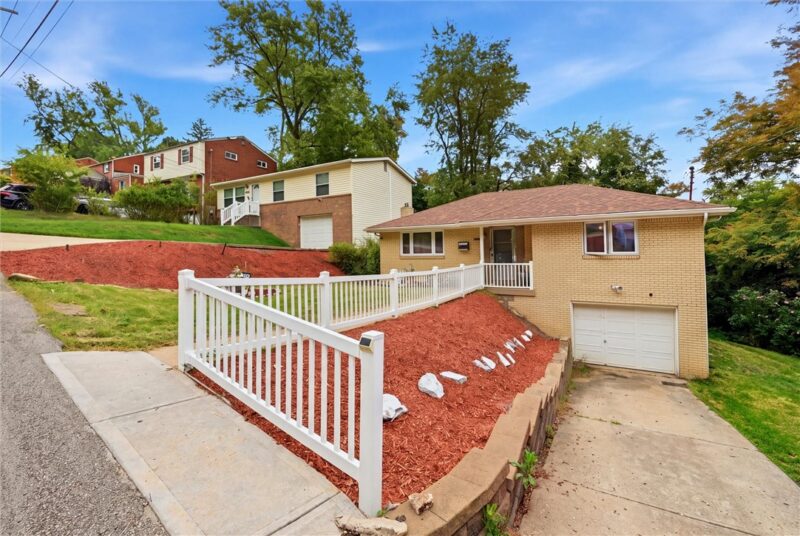 7916 Orlan Place — photo 3