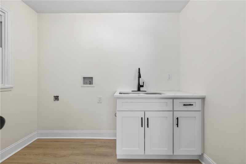 507 E End Ave — photo 8