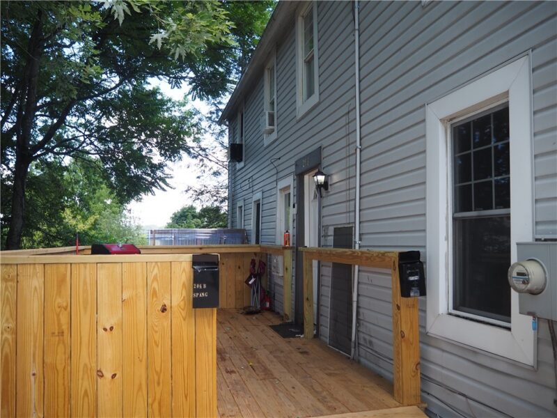 206-208 Spang Ave — photo 4