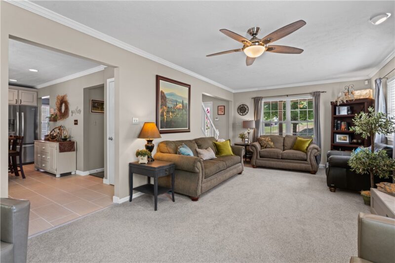332 Warrick Drive — photo 5