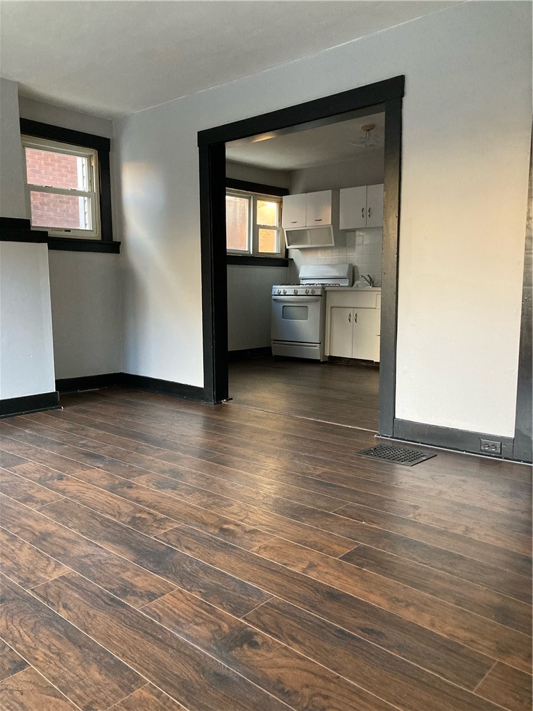 119-121 Giffin Ave — photo 5