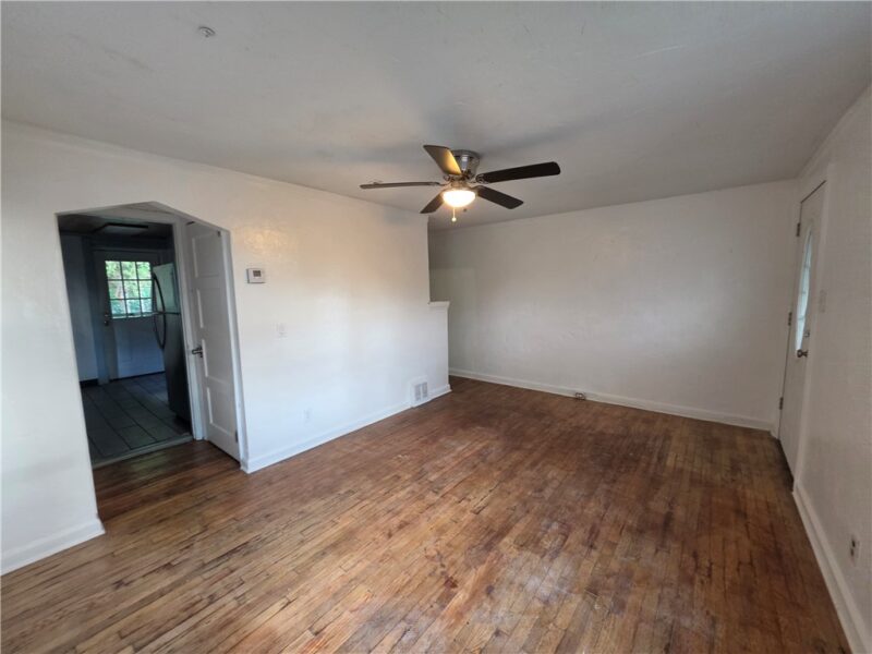 4362 Coleridge St — photo 5