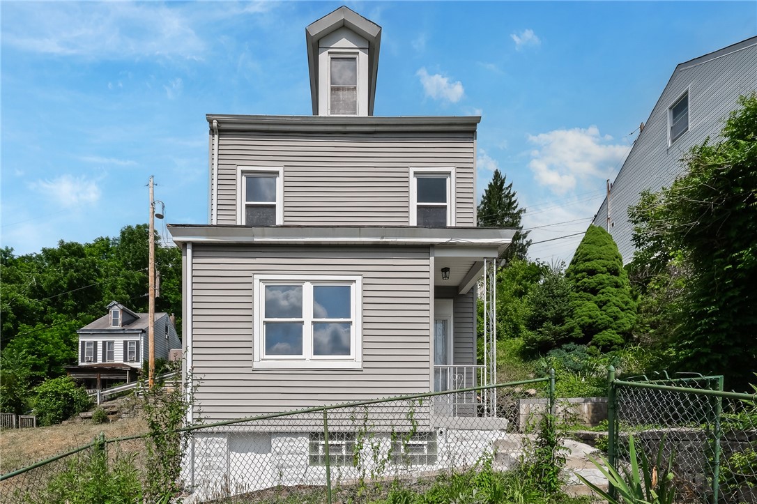 910 Obrien St — photo 1